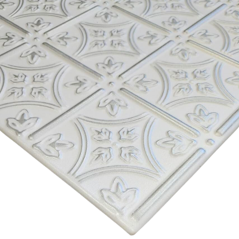 White 13 (Silver): Dekoracyjne Panele Sufitowe i Ścienne - 2m2 - 8 Paneli